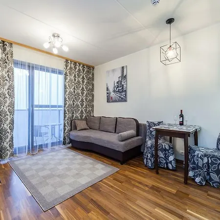 Apartment Karlson Lux *